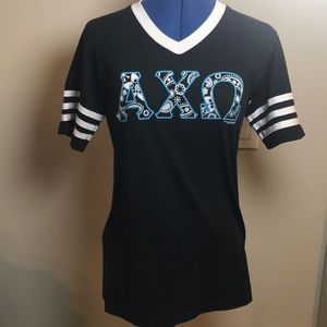 SOLD Alpha Chi Omega Sorority T-shirt ΑΧΩ Greek